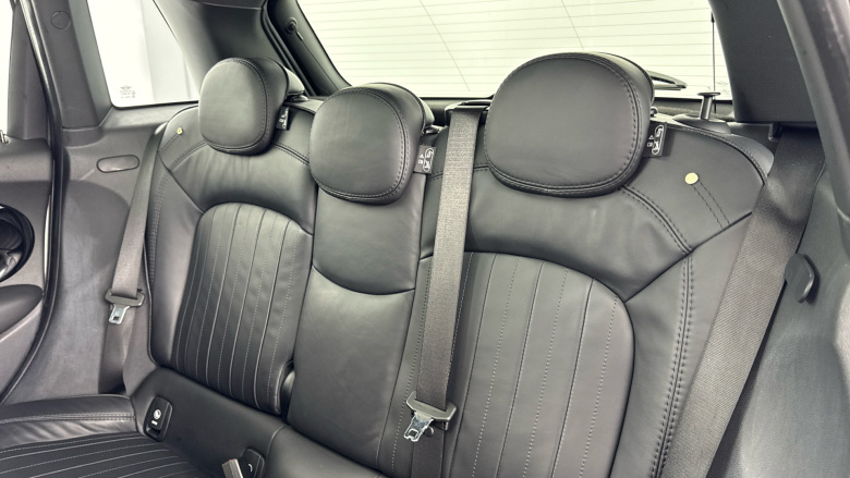 MINI Hatchback 2.0 Cooper S 5dr Petrol Hatchback